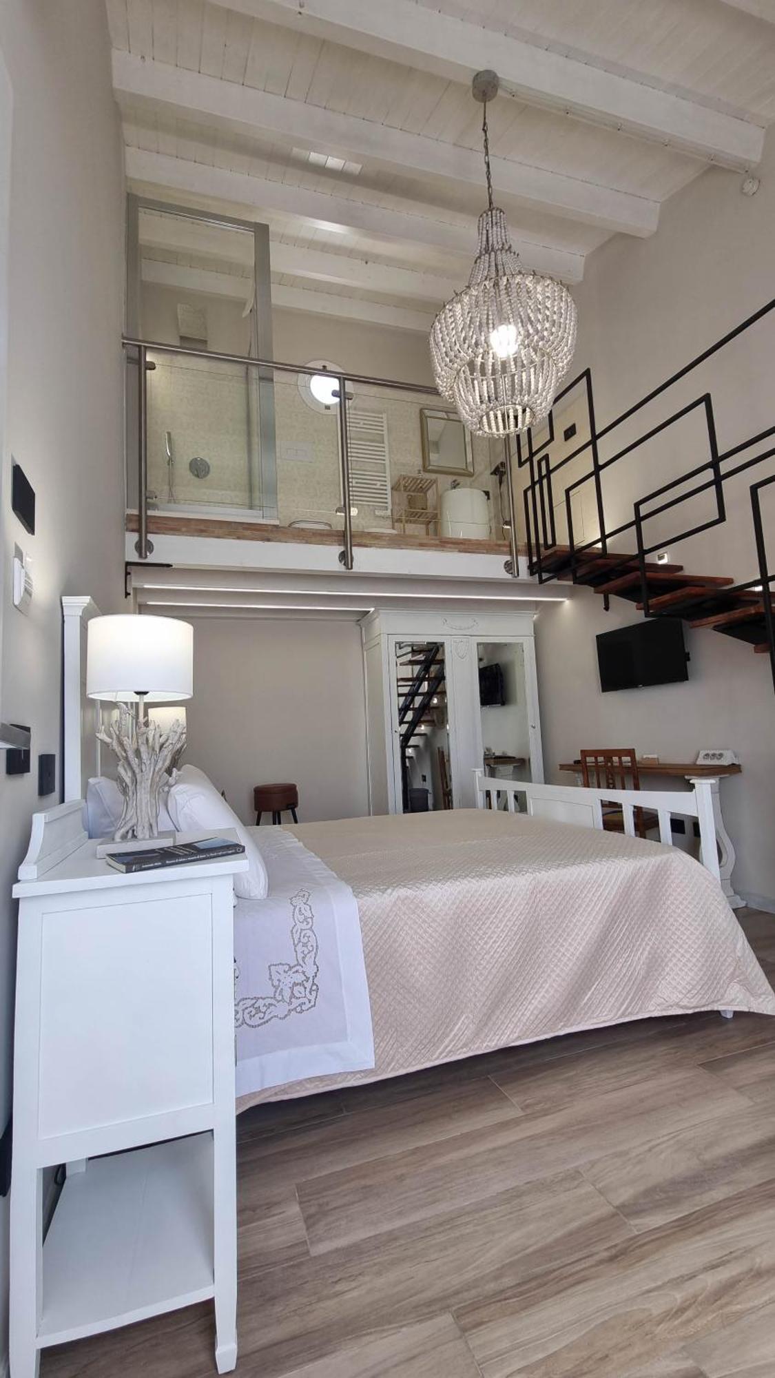 Bed and Breakfast Le Tre Ninfe Чинізі Екстер'єр фото