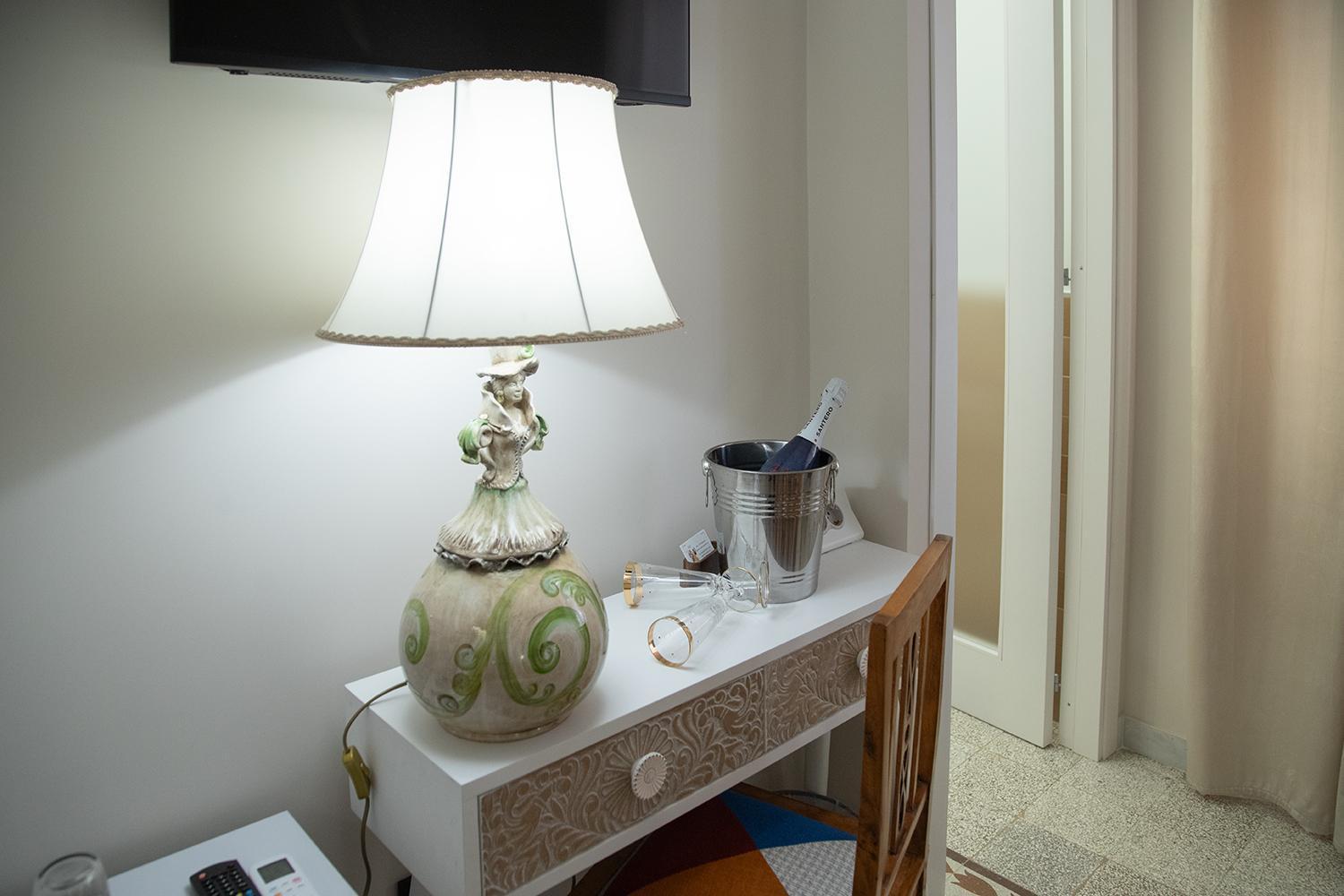 Bed and Breakfast Le Tre Ninfe Чинізі Екстер'єр фото