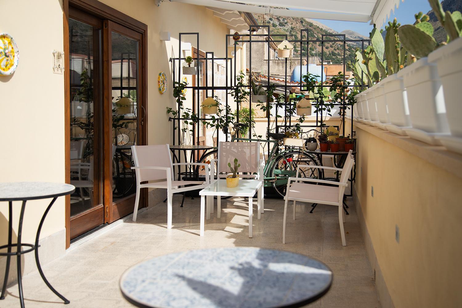 Bed and Breakfast Le Tre Ninfe Чинізі Екстер'єр фото
